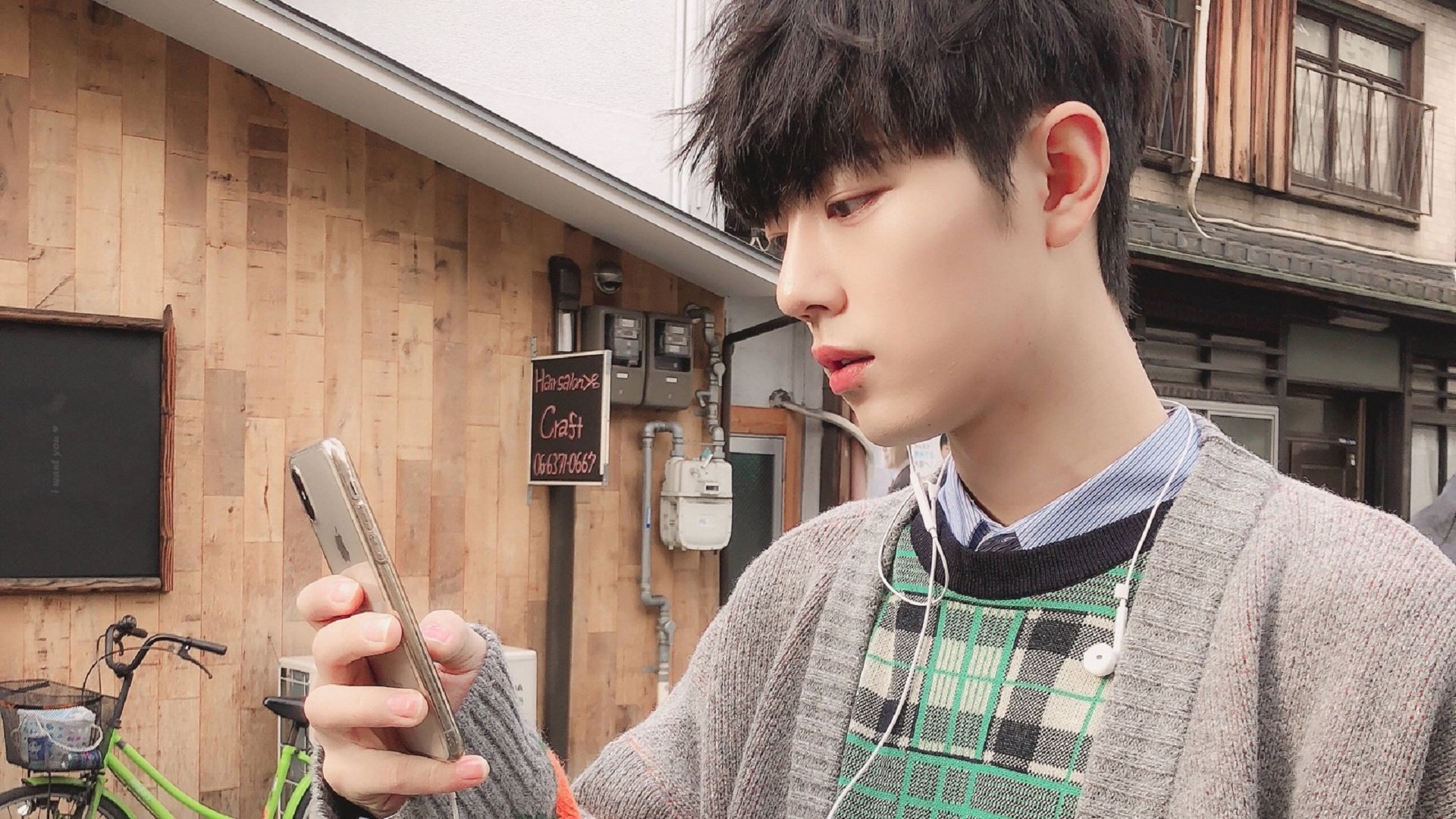 马赛曲与阿里郎的暗战,金玟哉用身体书写防守艺术