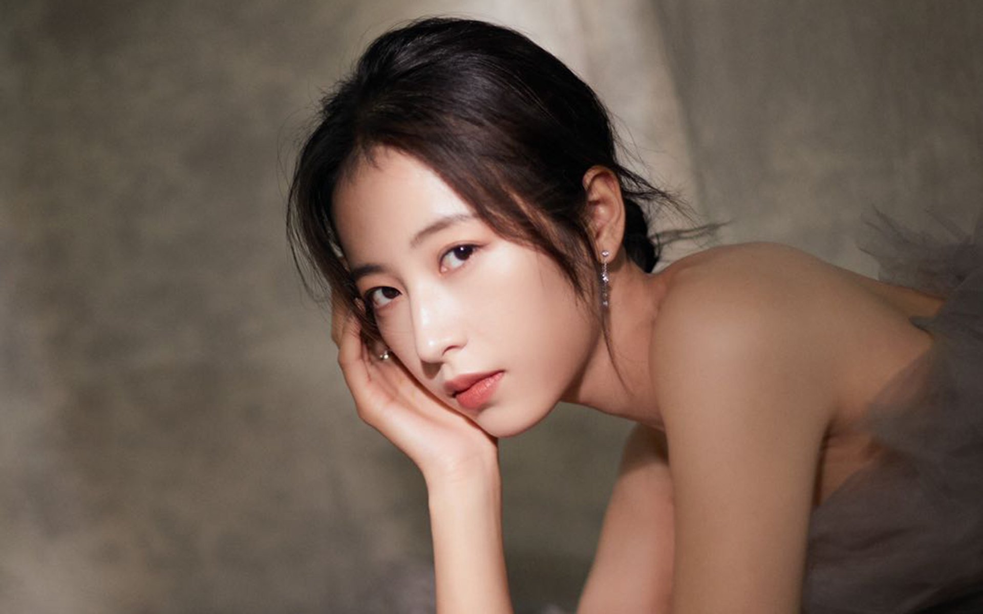 季后赛生死战，当哈登的史诗三分刺穿马刺心脏