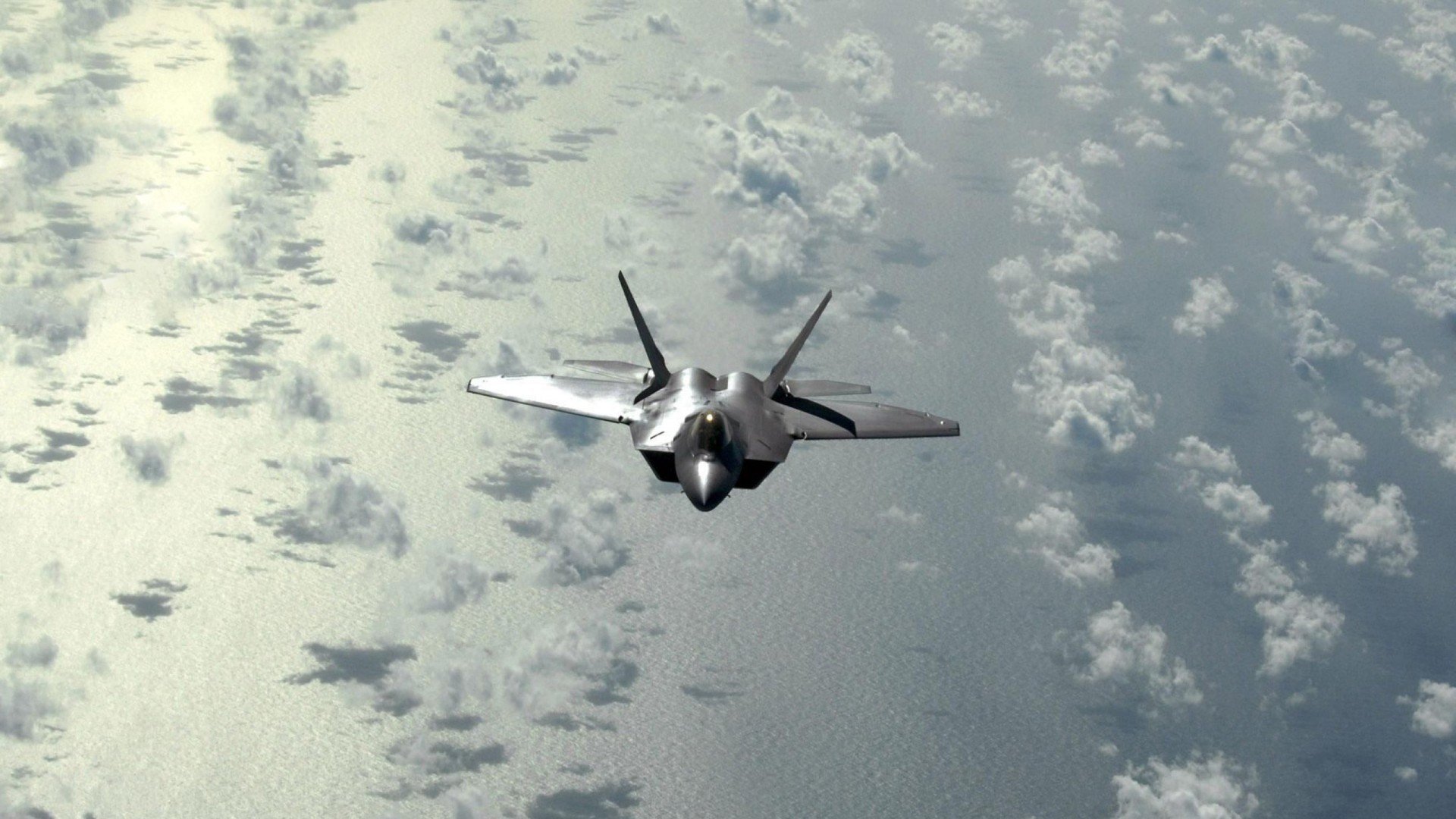 雷霆过境，布伦森以凡人之躯击碎绿色巨塔