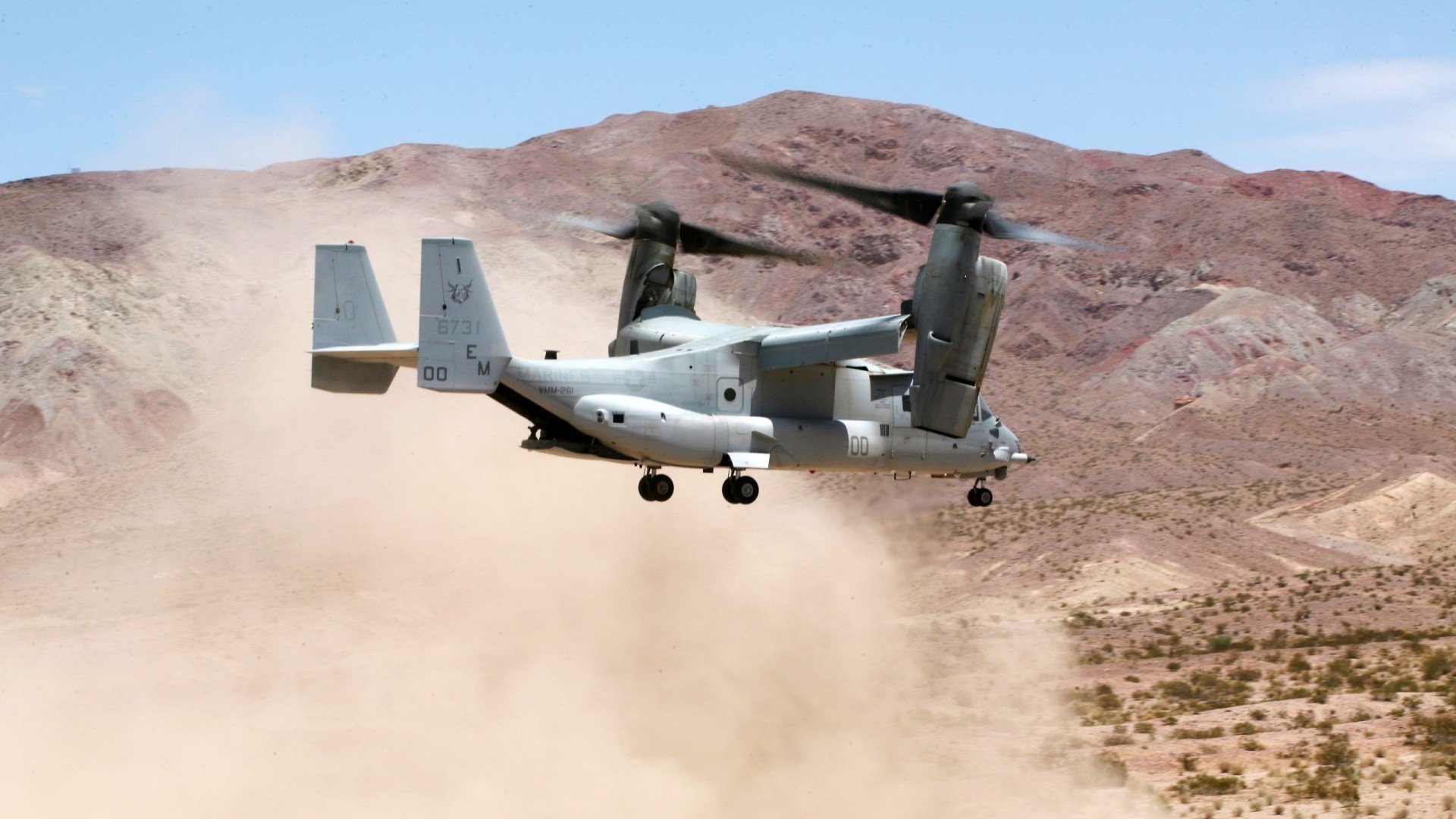 开云体育入口-压力熔炉中的璀璨绽放，卡马文加引领那不勒斯与巴西的梦幻对决