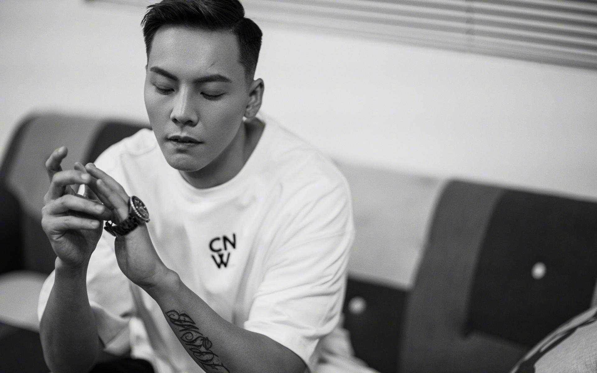 错位时空的篮球哲学，当广厦的马刺之道遇上字母哥的洪荒之力